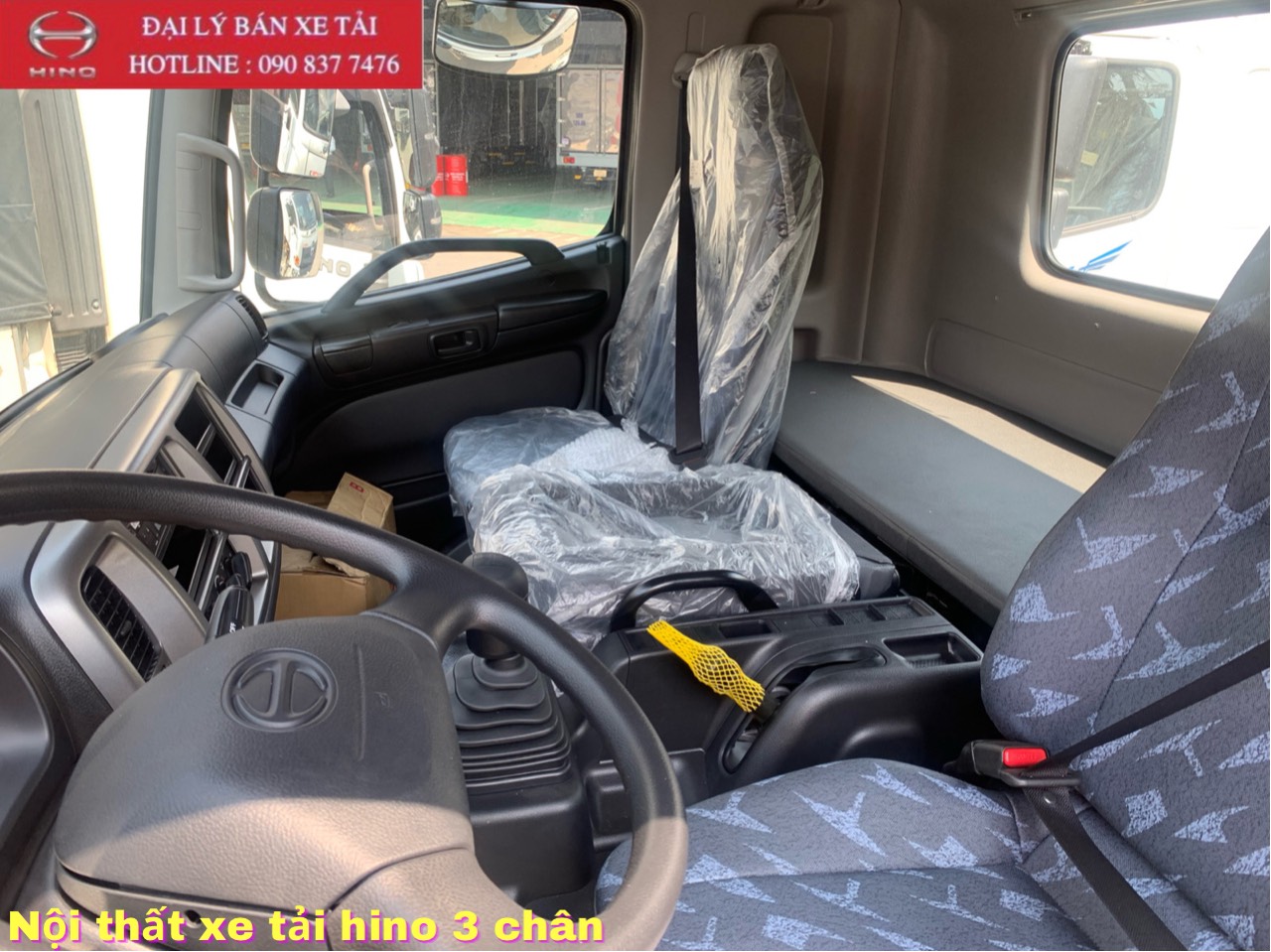 Nội thất xe tải hino 3 chân 16 tấn